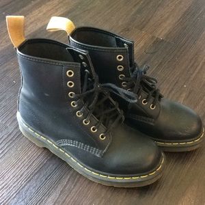 Vegan Black Dr Martens 1460 US 8